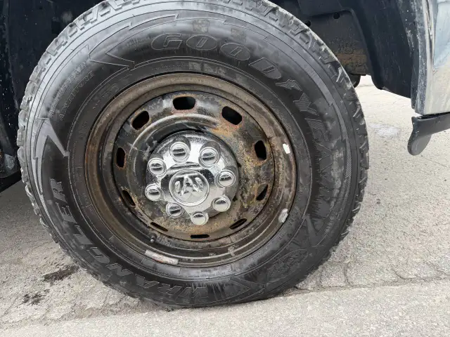 2012 RAM 3500 SLT - Photo 3