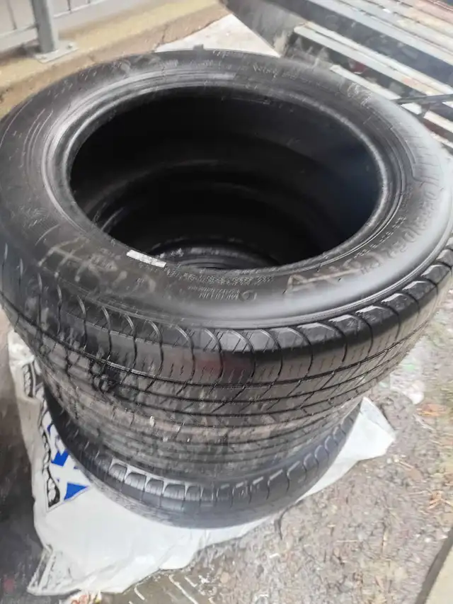 4x michelin 205/60/R16 été summer -514-219-7817- 100$
