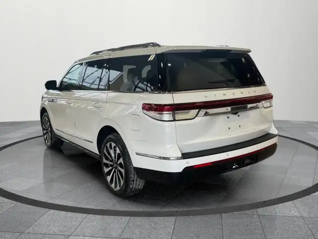 2022 Lincoln Navigator Reserve Reserve|8 Passenger| Accident... - Photo 3