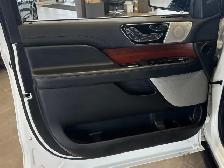 2022 Lincoln Navigator Reserve Reserve|8 Passenger| Accident... - Photo 9