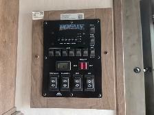 2022 Forest River Rogue Armored 45 Ft T/A 5th Wheel Toy Hauler T - Photo 34