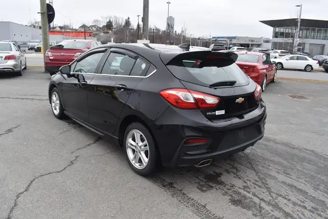 2018 Chevrolet Cruze LT Turbo - Photo 3