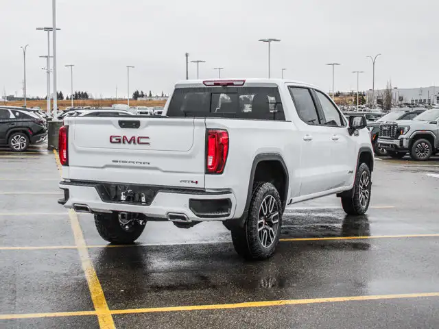 2026 GMC Sierra 1500 AT4 - Photo 9