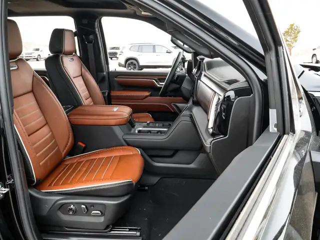 2026 GMC Sierra 3500HD Denali Ultimate - Photo 15