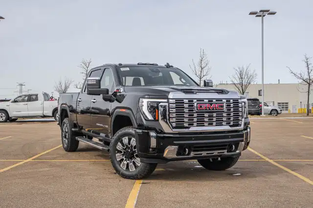 2026 GMC Sierra 3500HD Denali - Photo 2