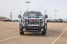 2026 GMC Sierra 3500HD Denali - Photo 3