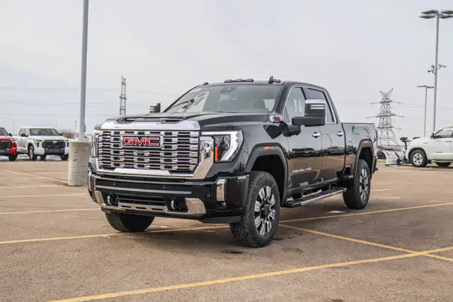 2026 GMC Sierra 3500HD Denali - Photo 4