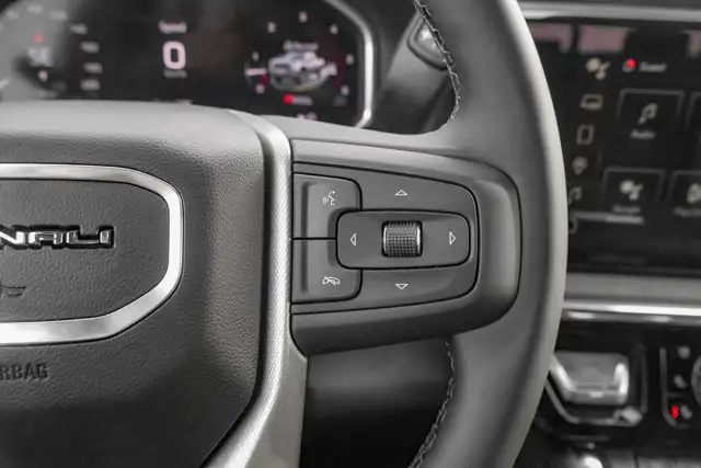 2026 GMC Sierra 3500HD Denali - Photo 23