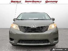 2011 Toyota Sienna LE | 2 SETS OF TIRES | 7 SEATER | WHOLESALE A - Photo 2
