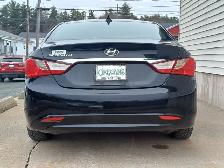 2011 Hyundai Sonata Limited - Photo 4