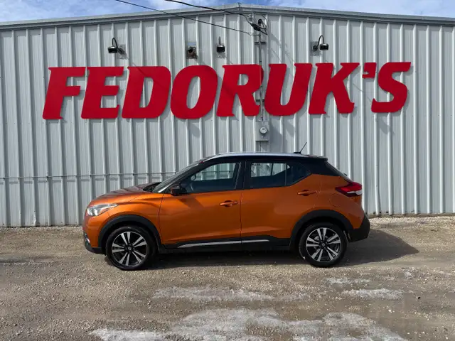 2019 Nissan Kicks SR