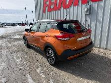 2019 Nissan Kicks SR - Photo 2