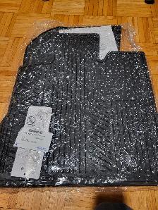 Chevy Equinox Premium All Weather Floor Mats - Photo 4