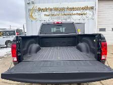 2015 Ram 1500 SLT Quad Cab 3.6L V6 - Photo 7