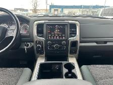 2015 Ram 1500 SLT Quad Cab 3.6L V6 - Photo 17