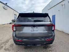 2026 Ford Explorer ST-Line 4WD 300A - Photo 4