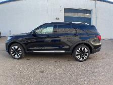 2026 Ford Explorer Platinum 4WD 600A - Photo 2