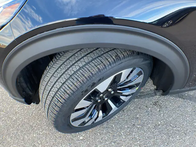2026 Ford Explorer Platinum 4WD 600A - Photo 10