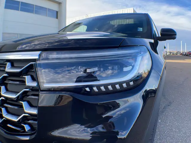 2026 Ford Explorer Platinum 4WD 600A - Photo 12