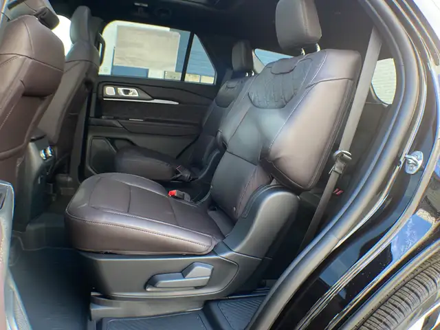 2026 Ford Explorer Platinum 4WD 600A - Photo 23