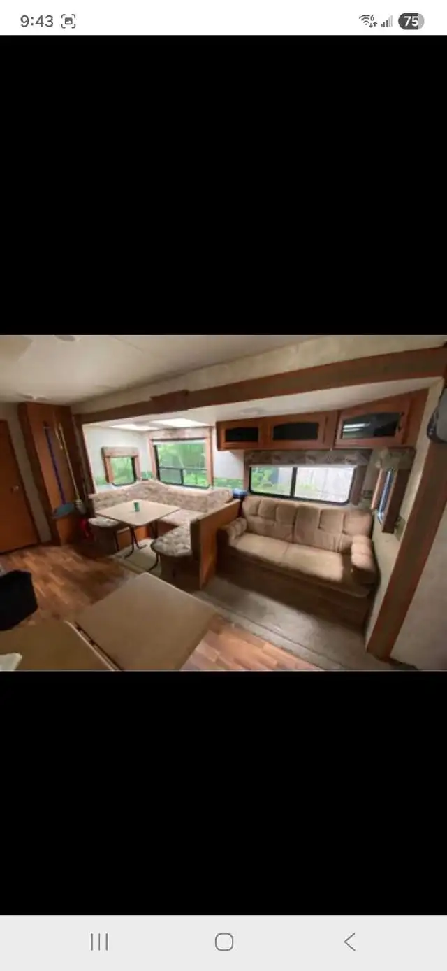 2011 Cherokee camp trailer - Photo 7