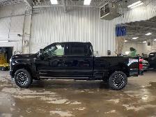 2026 Ford Super Duty F-350 SRW Platinum FX4 713A - Photo 2