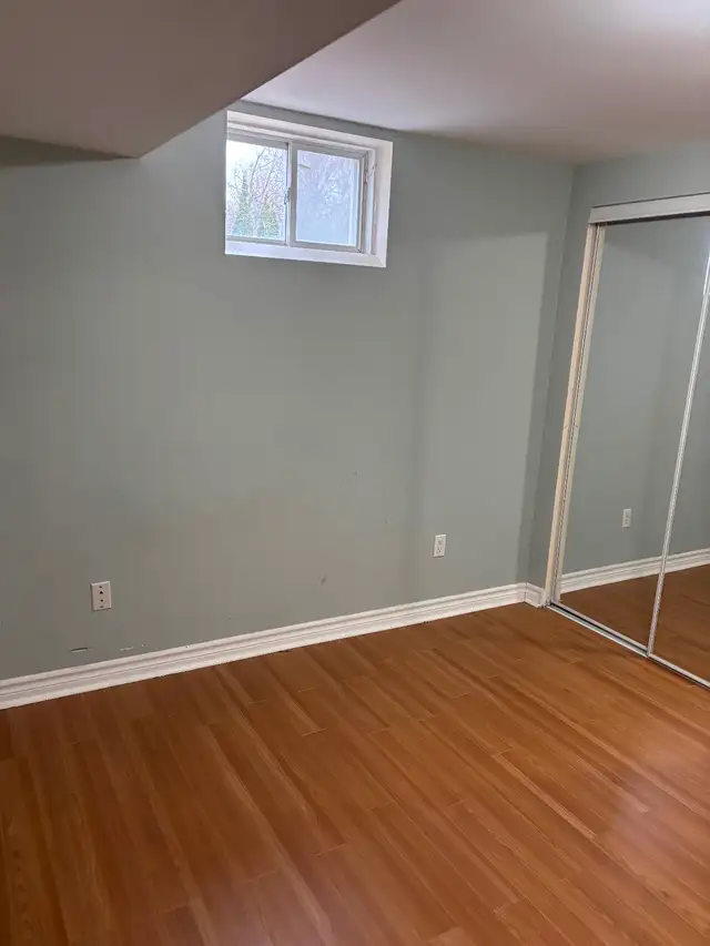 Spacious Whole Basement for Rent in Vaughan - Photo 4