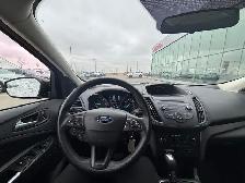 2017 Ford Escape SE • Accident Free Carfax • One Owner - Photo 15