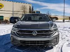 2023 Volkswagen Jetta Highline | One Owner | Heated Seats - Photo 3
