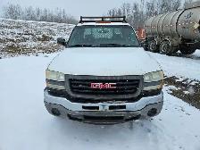 2003 GMC 3500 - Photo 7