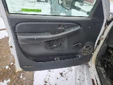 2003 GMC 3500 - Photo 19