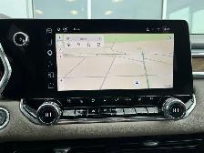 2024 GMC Canyon Denali 4WD/HEATED/COOLED LEATHER/TOW PKG/SUNROOF - Photo 11