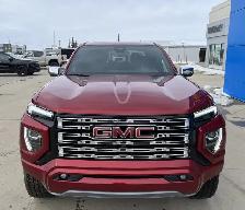 2024 GMC Canyon Denali 4WD/HEATED/COOLED LEATHER/TOW PKG/SUNROOF - Photo 12
