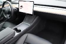 2022 Tesla Model 3 - Photo 12