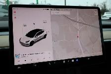 2022 Tesla Model 3 - Photo 19