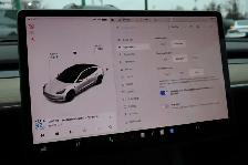 2022 Tesla Model 3 - Photo 21