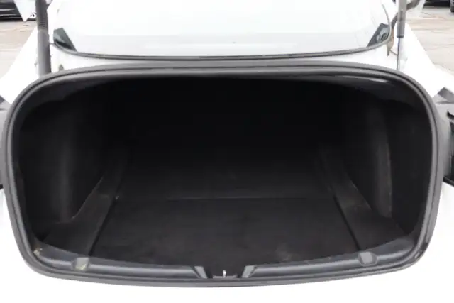 2022 Tesla Model 3 - Photo 26