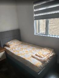 One Private Furnished Room to Rent in Dixie and Sandalwood - Photo 2