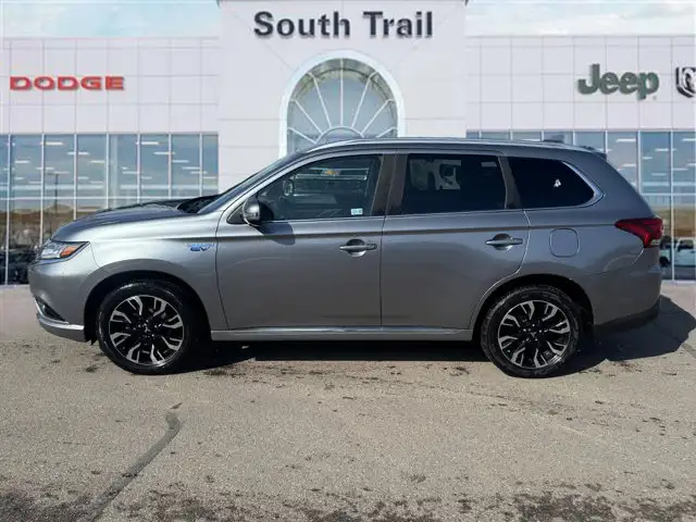 2018 Mitsubishi Outlander PHEV - Photo 2