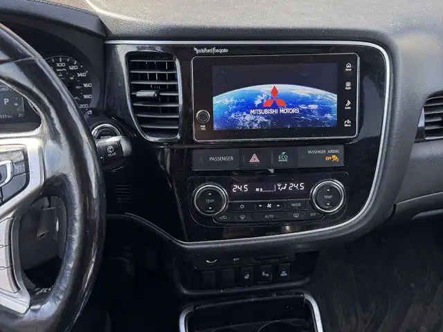2018 Mitsubishi Outlander PHEV - Photo 3