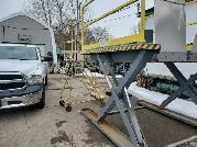 4000 LBS SCISSOR LIFT 220 VOLTS HYDRAULICS RAMPS/RAILS