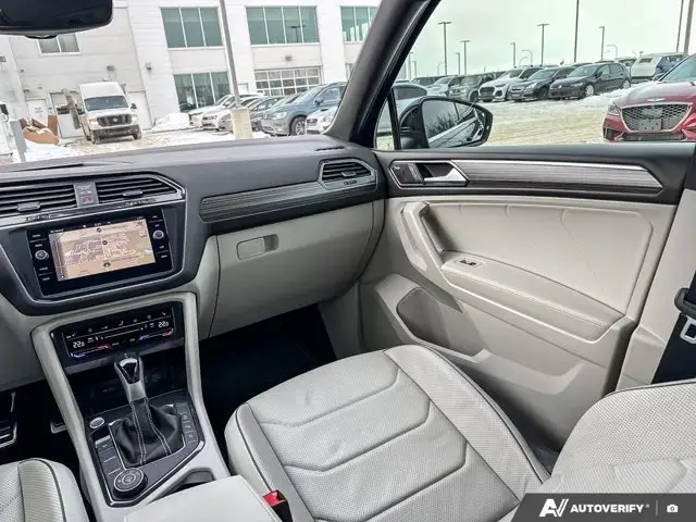 2022 Volkswagen Tiguan Highline R-Line | VW CERTIFIED - Photo 12