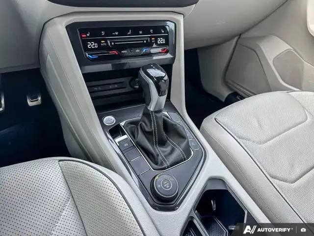 2022 Volkswagen Tiguan Highline R-Line | VW CERTIFIED - Photo 18