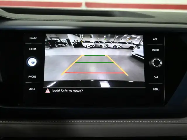 2024 Volkswagen Taos Comfortline No Accident PanoRoof Remote Sta - Photo 18