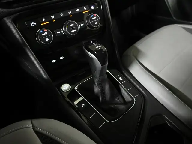 2024 Volkswagen Taos Comfortline No Accident PanoRoof Remote Sta - Photo 20