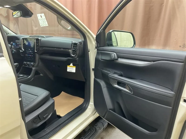 2025 FORD Ranger Lariat - Photo 15
