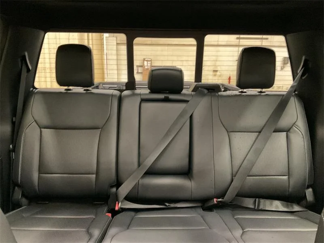 2025 FORD F-150 Lariat - Photo 13