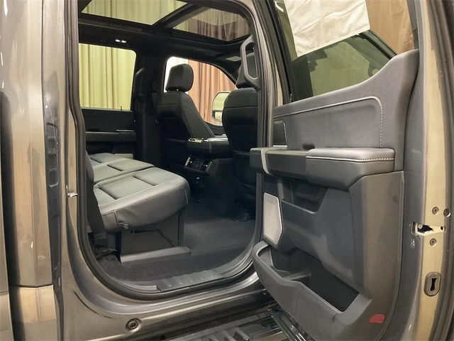 2025 FORD F-150 Lariat - Photo 14