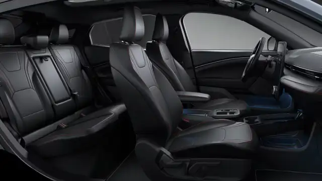 2026 Ford Mustang Mach-E PREMIUM | PANORAMIC ROOF | FRUNK - Photo 5