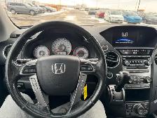 2015 Honda Pilot Touring : One Owner - Photo 14